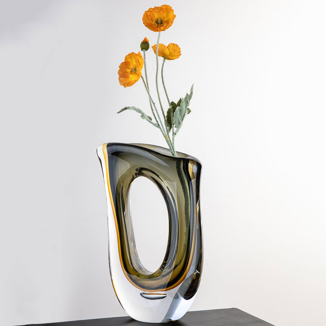 Aurelo – 11.8 inch (30cm) Color-Gradient Art Glass Vase with Sunflower