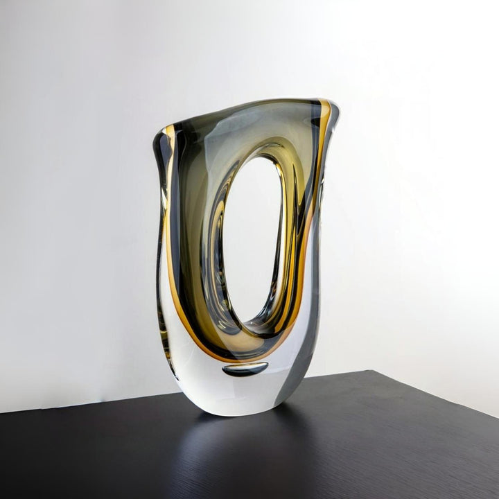 Aurelo – Medium Sized Color-Gradient Art Glass Vase