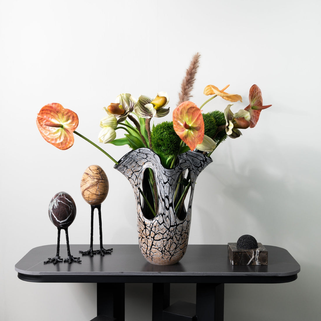 Craquelé – Medium/Large Modern Hollow Glass Vase with Flowers